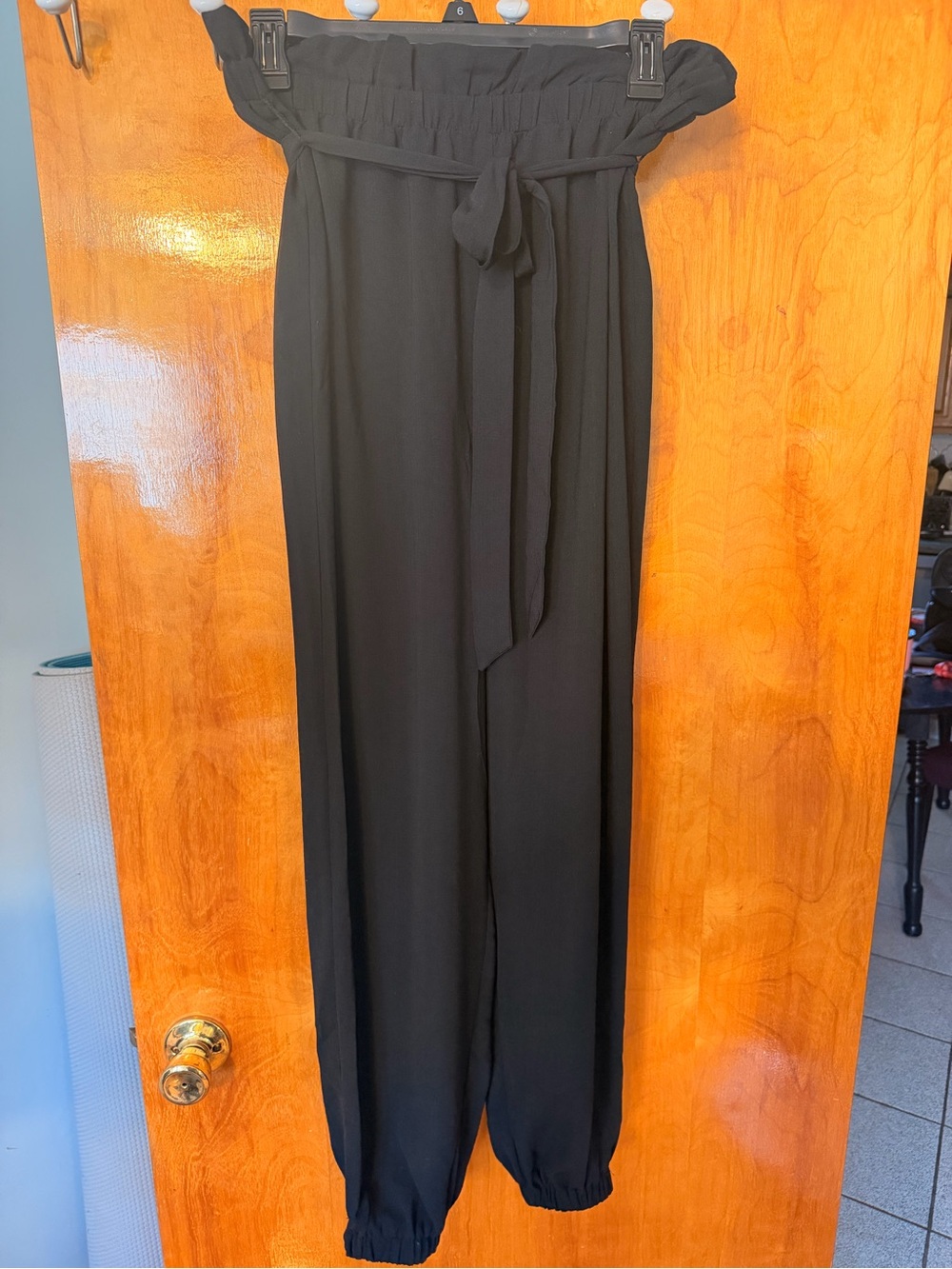 Black High-Waist Tie-Front pants Sz medium